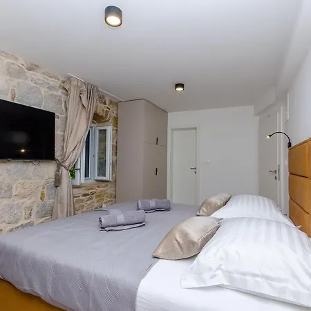 Rio Luxury Split